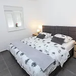 Appartement Fly In Čilipi
