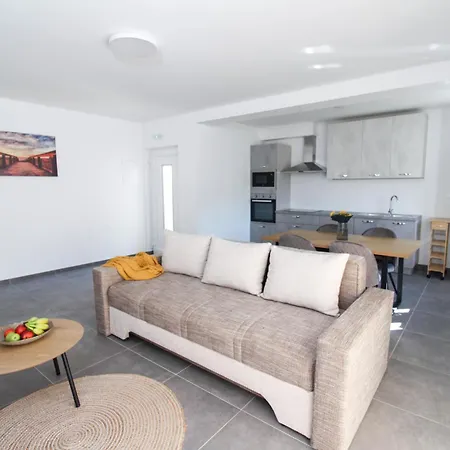 Apartamento Fly In Čilipi