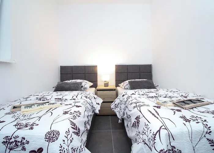 Fly In Апартаменты *