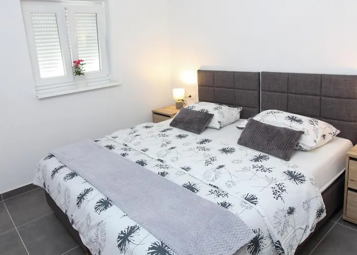 Апартаменты Fly In Чилипи